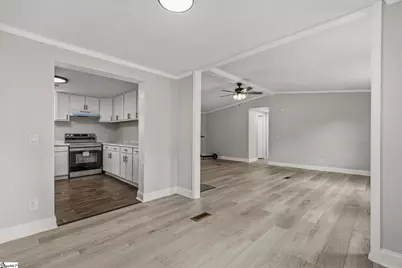 162 Crest Circle, Spartanburg, SC 29302 - Photo 25