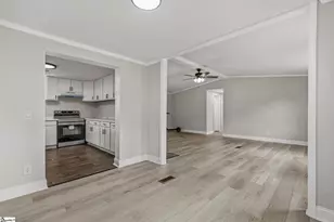 162 Crest Cir, Spartanburg, SC 29302 - Photo 25