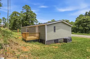 162 Crest Cir, Spartanburg, SC 29302 - Photo 7