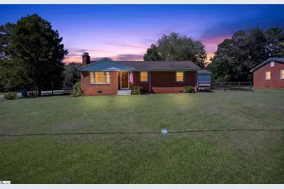 310 S Charleston Street, Blacksburg, SC 29702 - Photo 5