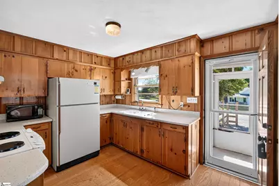 310 S Charleston Street, Blacksburg, SC 29702 - Photo 9