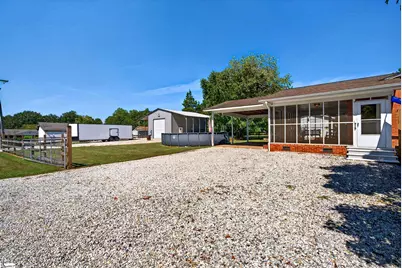 310 S Charleston Street, Blacksburg, SC 29702 - Photo 3