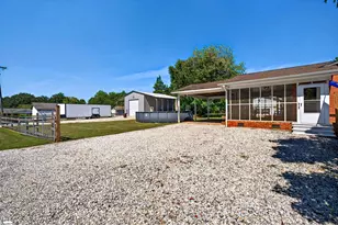 310 S Charleston St, Blacksburg, SC 29702 - Photo 3
