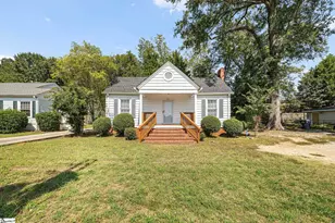 102 W Farley Ave, Laurens, SC 29360 - Photo 1