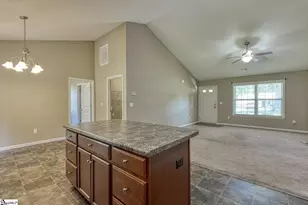 443 Mandys Meadow Dr, Inman, SC 29349 - Photo 7
