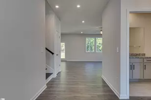 201 Harling Ct, Fountain Inn, SC 29644 - Photo 3