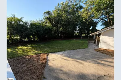 118 E Earle Street, Greenville, SC 29609 - Photo 35