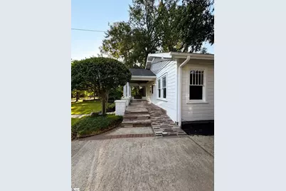 118 E Earle Street, Greenville, SC 29609 - Photo 3