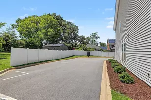 294 E Hayne St, Woodruff, SC 29388 - Photo 7