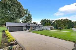 201 Carolyn Rd, Easley, SC 29642 - Photo 3