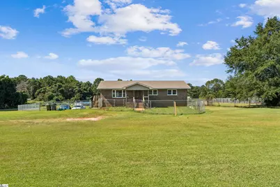 1055 Little Mountain Road, Wellford, SC 29385 - Photo 5