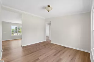 425 Roe Rd, Greenville, SC 29611 - Photo 9
