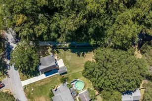 203 Curl Creek Rd, Greenwood, SC 29649 - Photo 35