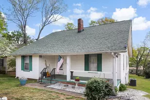 312 E A Ave, Easley, SC 29640 - Photo 21