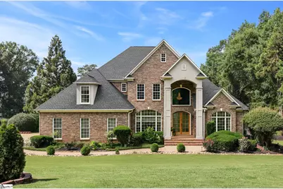 227 Woodlake Drive, Spartanburg, SC 29301 - Photo 1