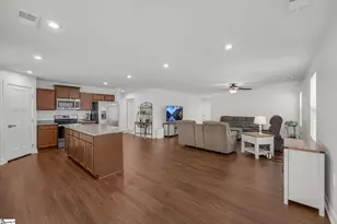 664 Hardwood Dr, Boiling Springs, SC 29316 - Photo 15