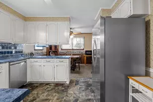 808 Primrose Ln, Spartanburg, SC 29303 - Photo 17