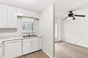 4 Birchview St, Taylors, SC 29687 - Photo 11