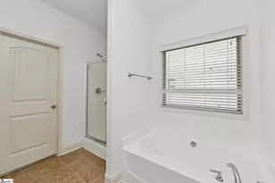 300 Sabin Ct, Simpsonville, SC 29681 - Photo 23