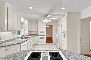200 Connecticut Dr, Greenville, SC 29615 - Photo 11