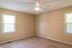 631 Pine Hill Dr, Boiling Springs, SC 29316 - Photo 17
