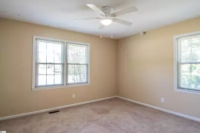 631 Pine Hill Drive, Boiling Springs, SC 29316 - Photo 15