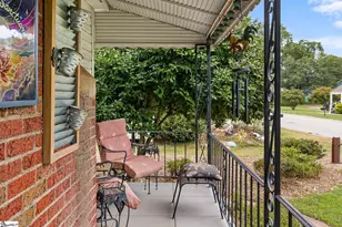 108 Poplar Dr, Greer, SC 29651 - Photo 5