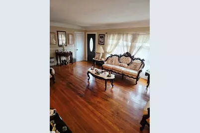 202 W Dorchester Boulevard, Greenville, SC 29605 - Photo 3