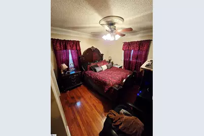 202 W Dorchester Boulevard, Greenville, SC 29605 - Photo 9
