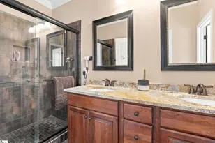 12 Edge Ct, Greenville, SC 29609 - Photo 5