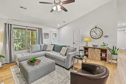 118 Forrest Drive, Fountain Inn, SC 29644 - Photo 5