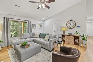 118 Forrest Dr, Fountain Inn, SC 29644 - Photo 5