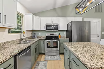 118 Forrest Drive, Fountain Inn, SC 29644 - Photo 11