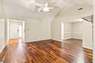 125 Woodcreek Drive, Spartanburg, SC 29303 - Photo 9