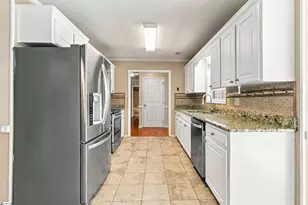 125 Woodcreek Dr, Spartanburg, SC 29303 - Photo 13