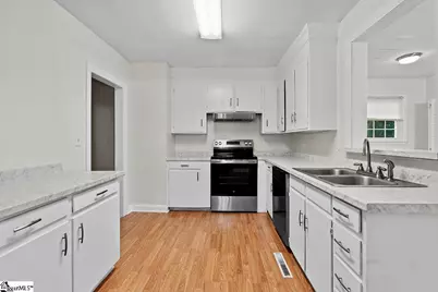 606 Cedar Street, Clinton, SC 29325 - Photo 7