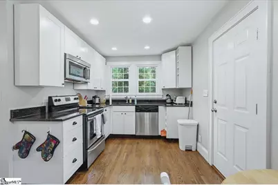 8 Charlotte Street, Greenville, SC 29607 - Photo 33