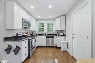 8 Charlotte St, Greenville, SC 29607 - Photo 33