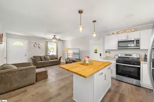 309 E Hampton Ave, Honea Path, SC 29654 - Photo 9