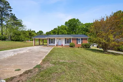 309 E Hampton Avenue, Honea Path, SC 29654 - Photo 1