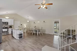 102 Branchview Ct, Simpsonville, SC 29680 - Photo 5