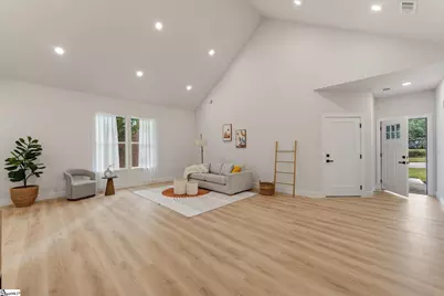 318 W Fredericks Street, Anderson, SC 29625 - Photo 5