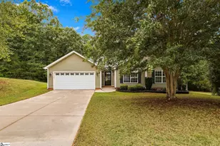 9 Avebury Ct, Travelers Rest, SC 29690 - Photo 1