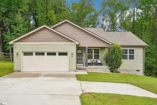 101 Boxwood Ln, Greer, SC 29650 - Photo 1