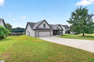369 Silver Lake Rd, Duncan, SC 29334 - Photo 47
