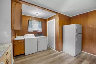 1002 Bowman Ave, Anderson, SC 29625 - Photo 11