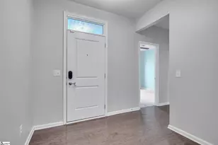 534 Bucklebury Rd, Greer, SC 29651 - Photo 5