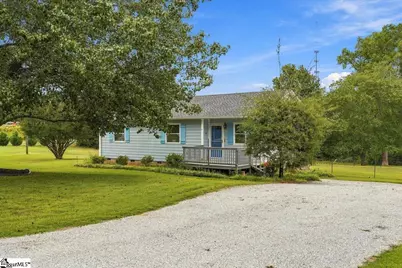 7 Belvue School Road, Travelers Rest, SC 29690 - Photo 3