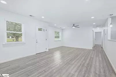 7 Belvue School Road, Travelers Rest, SC 29690 - Photo 5