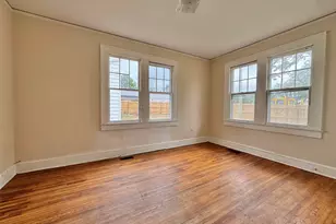 105 S 5th St, Easley, SC 29640 - Photo 11